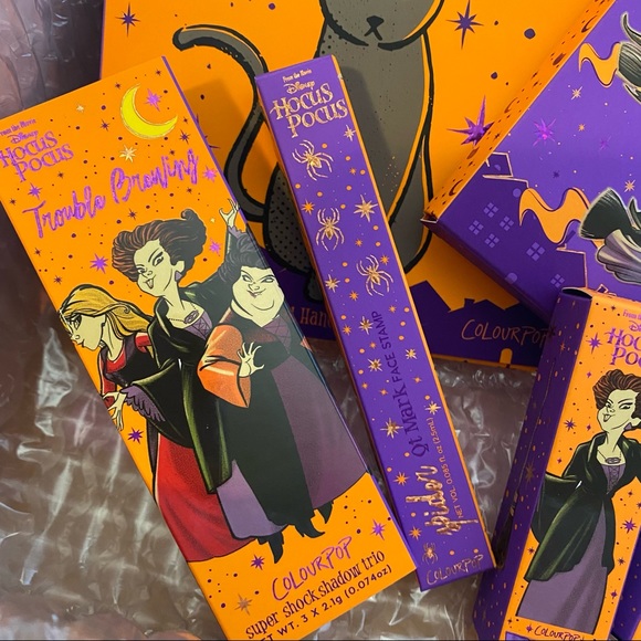 Colourpop Disney Hocus pocus sanderson sisters makeup set - Picture 6 of 10